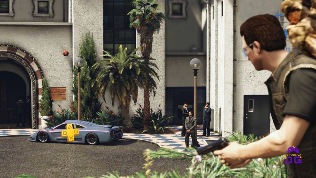 PS PLUS novembro 2025