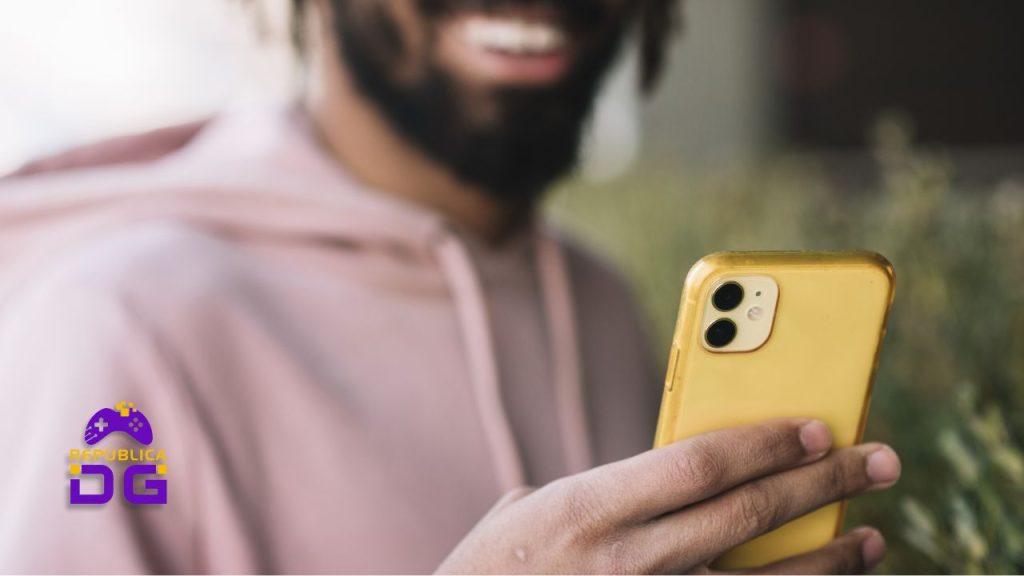 7 celulares baratos e confiáveis para presentear no Natal 7 celulares baratos e confiáveis para presentear no Natal